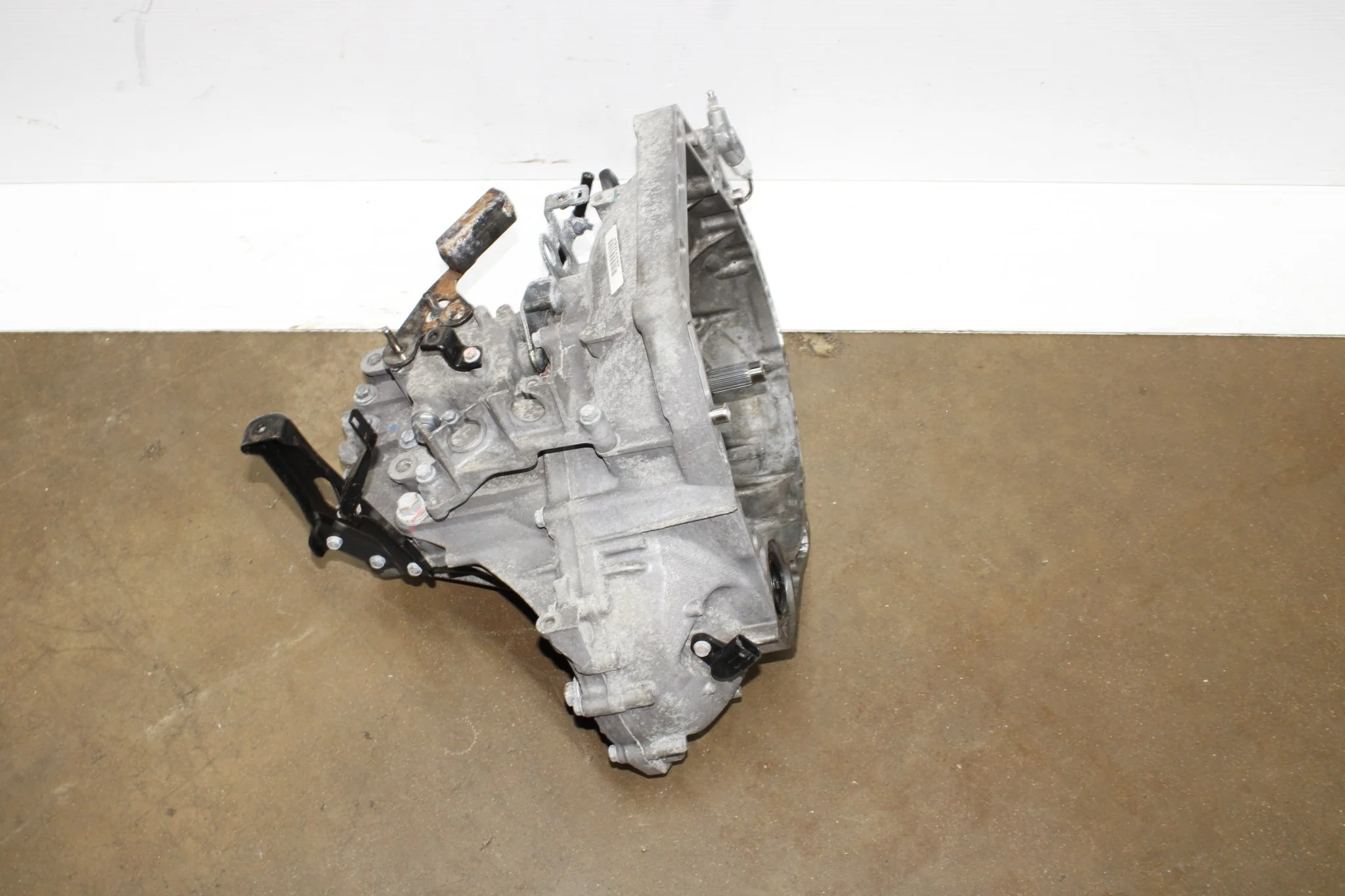 06-11 Honda Civic R18A Manual JDM Transmission - Image 5