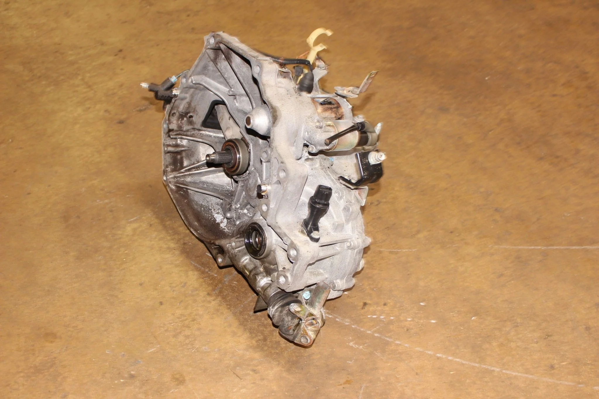 1992-2000 Honda Civic5 Speed Manual JDM Transmission D16 1.6L 4 Cylinders - Image 7