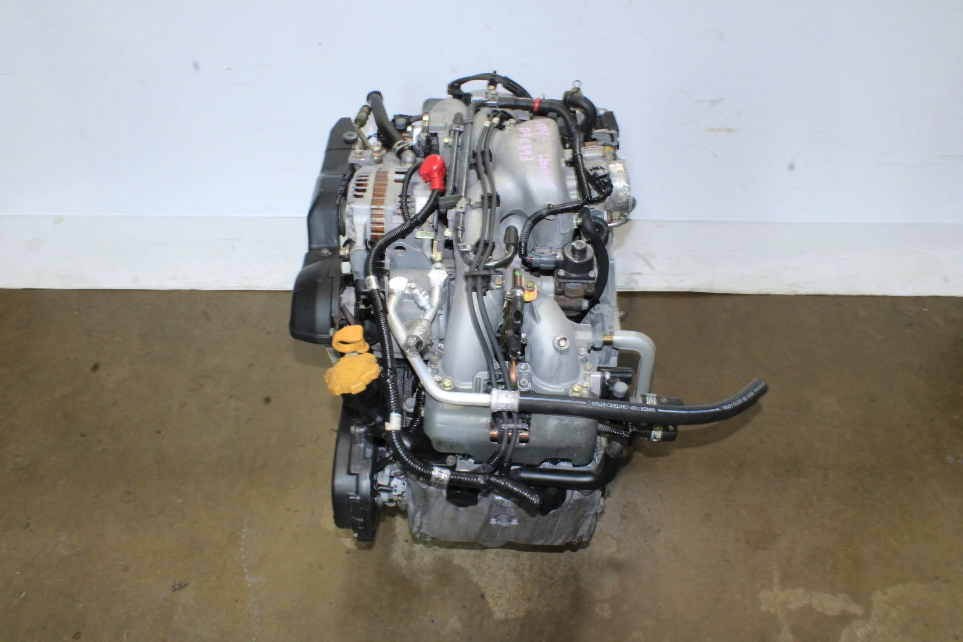 2000-2005 Subaru Legacy JDM Engine EJ25 SOHC 2.5L 4 Cylinders - Image 3