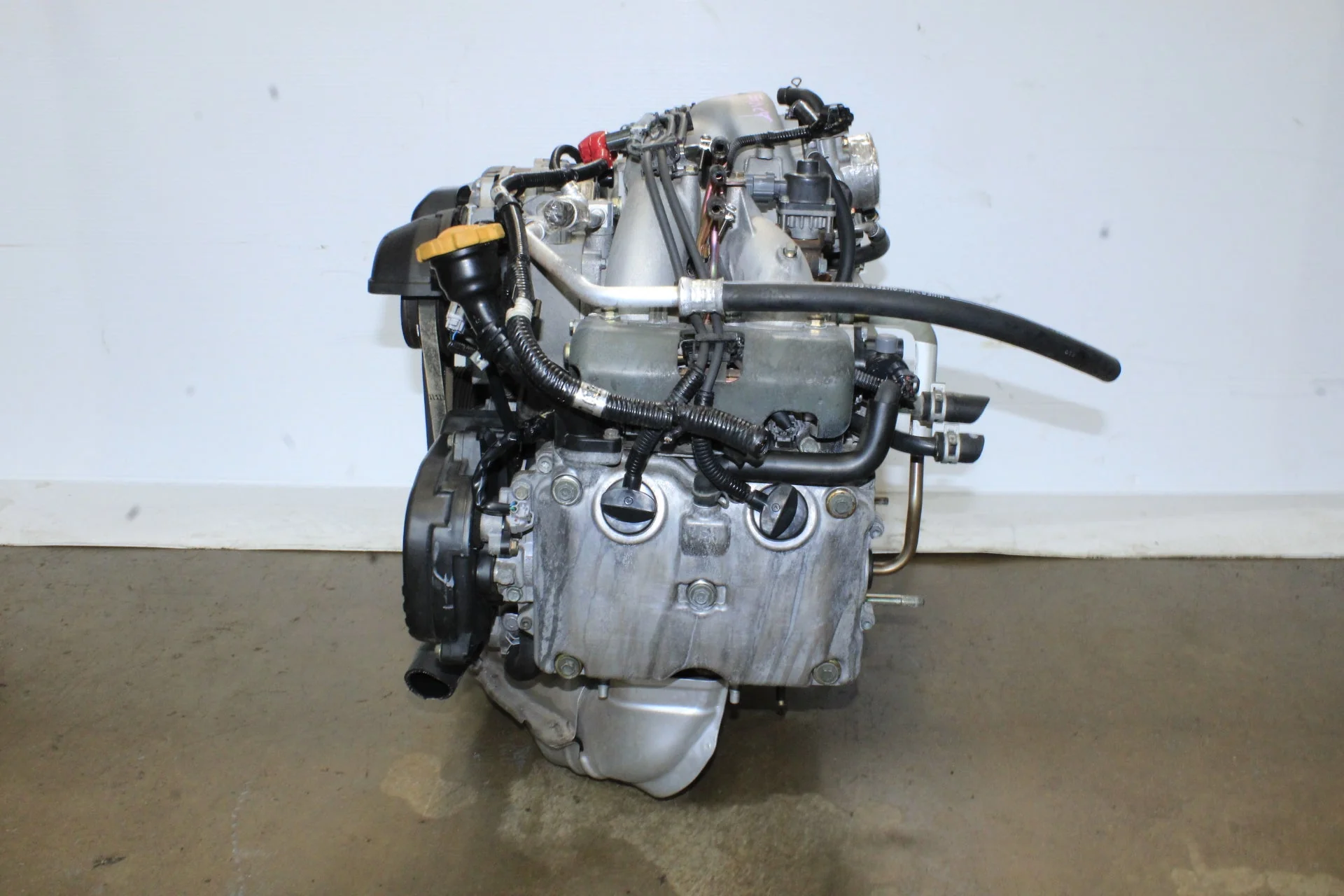 2000-2005 Subaru Legacy JDM Engine EJ25 SOHC 2.5L 4 Cylinders - Image 4