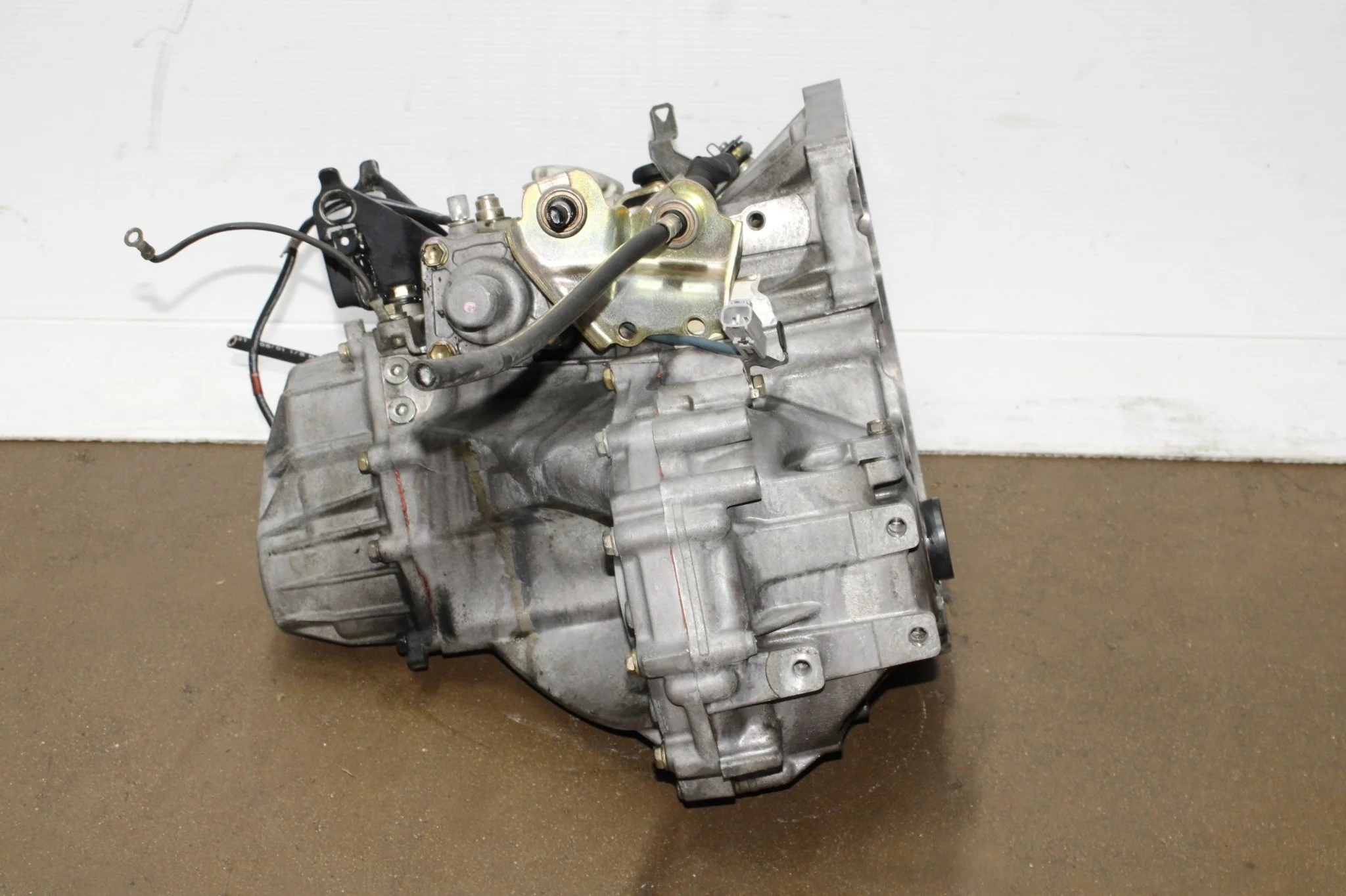 2000-2005 Toyota Celica GTS 6 Speed Manual Transmission JDM 2ZZ - Image 8