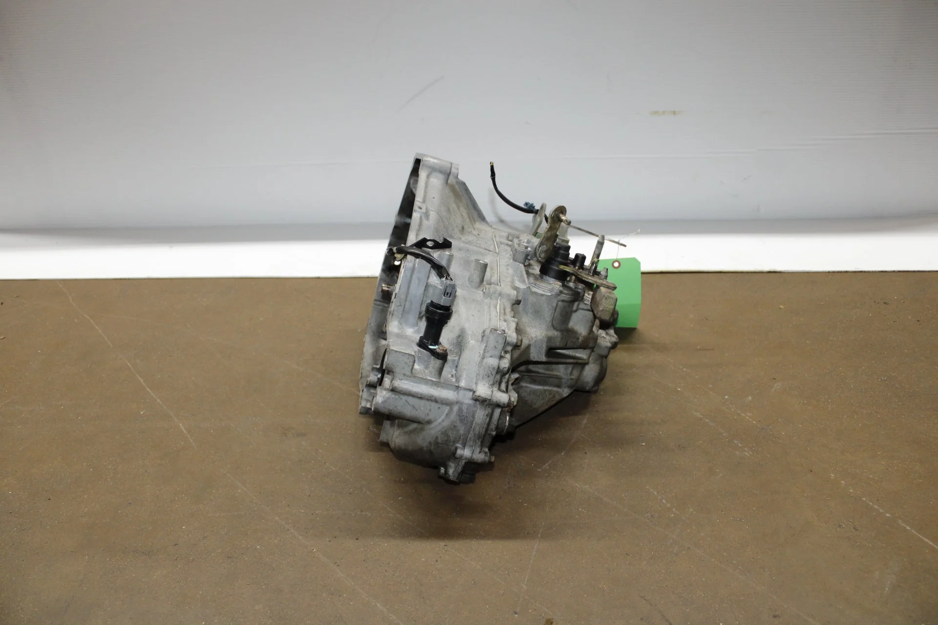 2001-2005 Honda Civic 5-Speed Manual JDM Transmission D17A 1.7L 4 Cylinders - Image 4