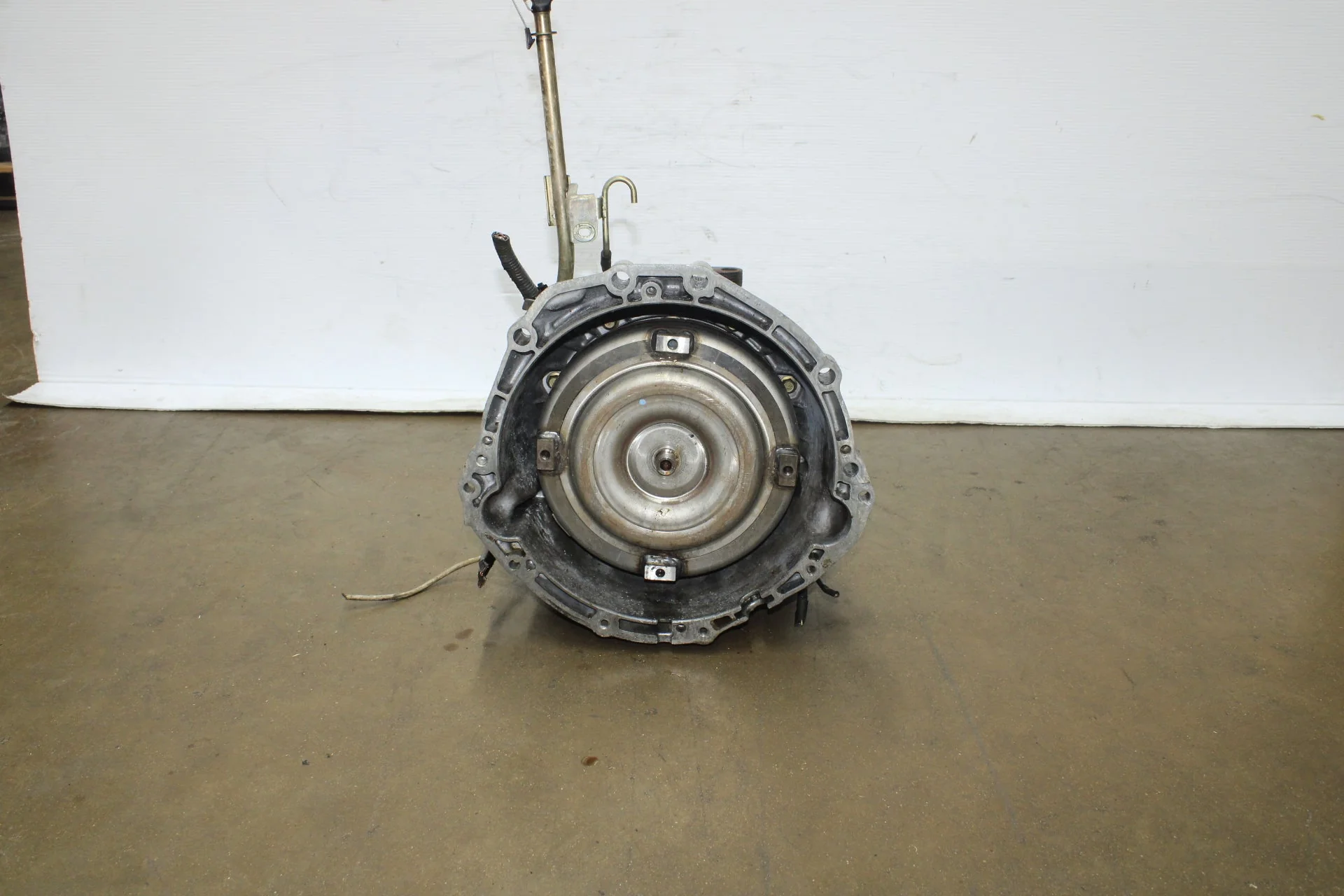 2002-2006 Nissan 350Z Transmission 3.5L 6 Cylinders JDM TRNS-VQ35-1GEN-RWD-Automatic Motor - Image 4
