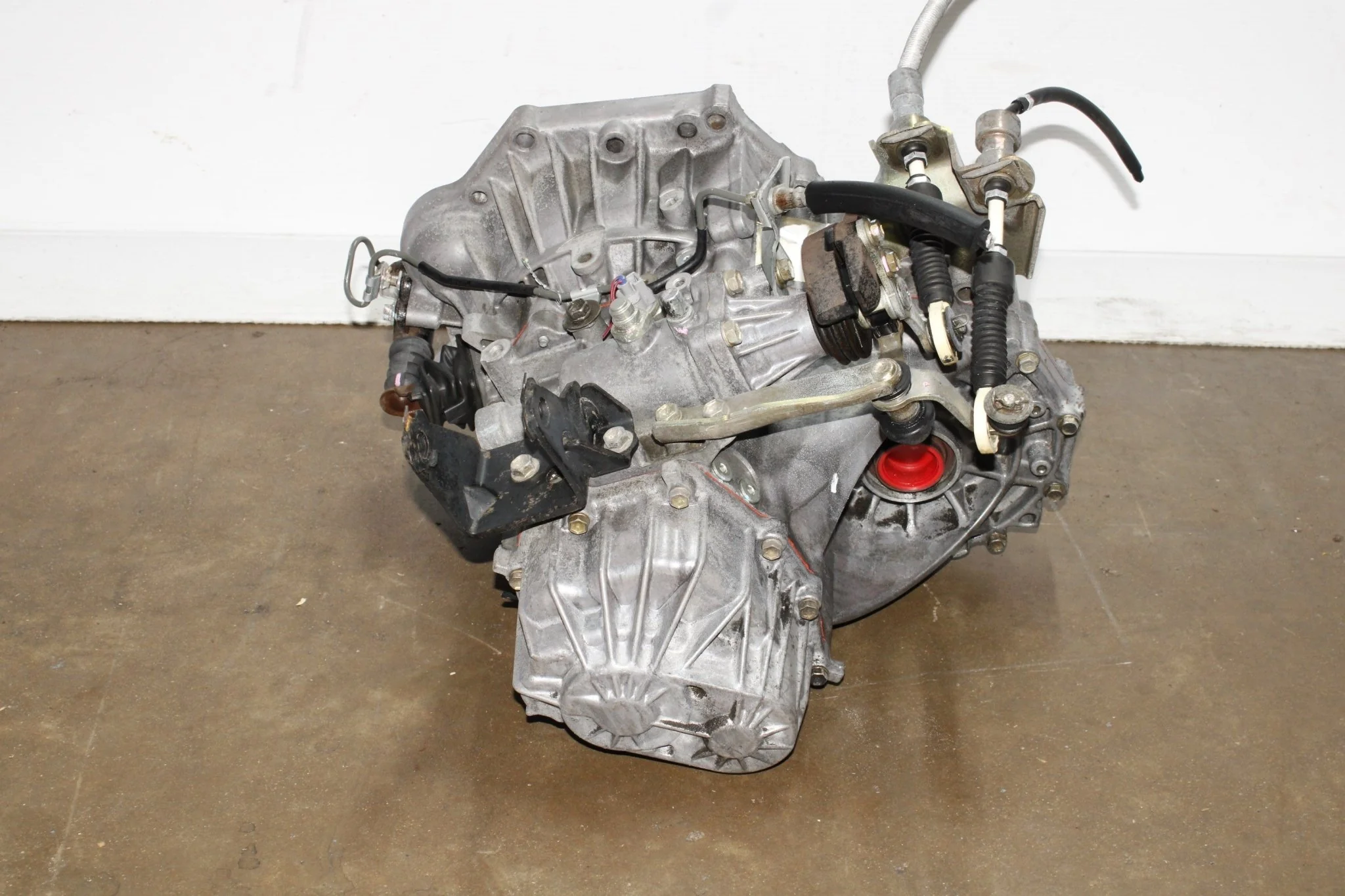 2004-2007 Toyota Corolla 6 Speed Manual Transmission JDM 2ZZ - Image 2