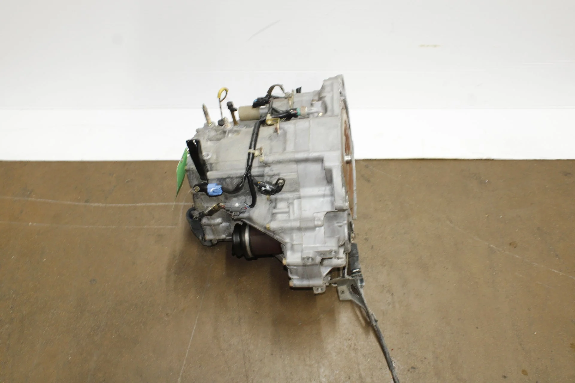 2005-2006 Honda CRV FWD Automatic JDM Transmission K24A 2.0L 4 Cylinders - Image 3