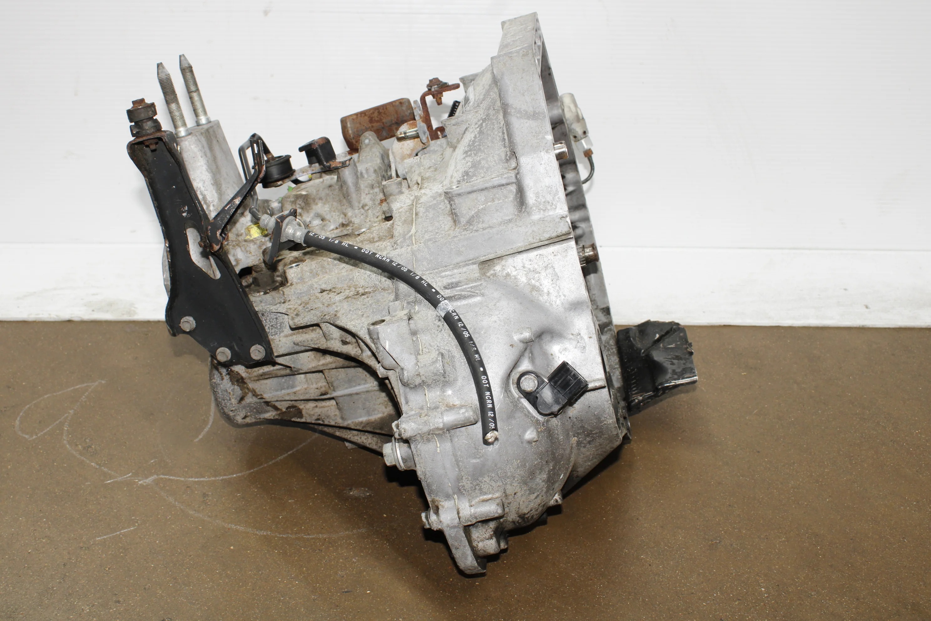 2006-2011 Honda Civic 6 Speed Manual Transmission JDM R18A - Image 8