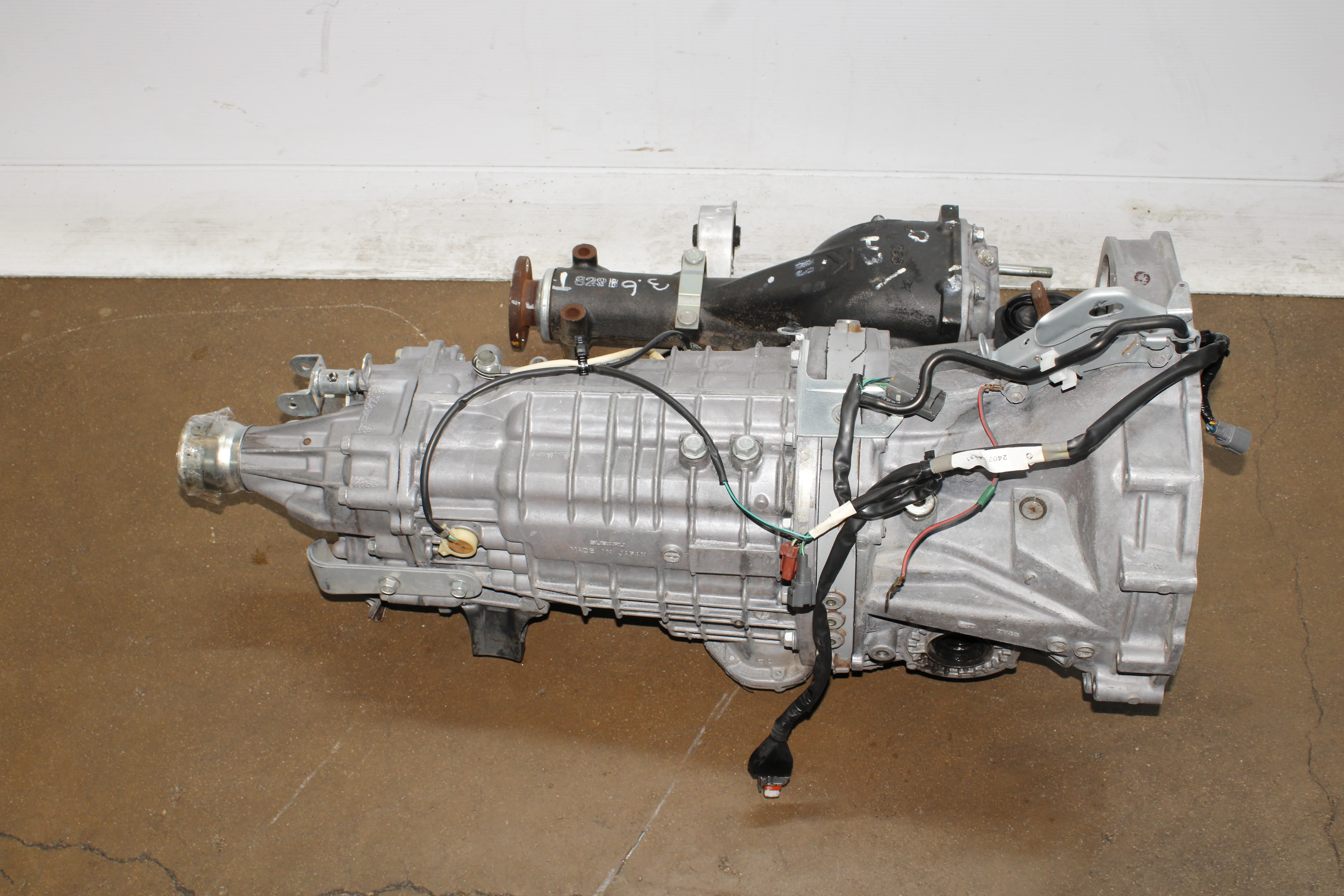 2008-2014 Subaru WRX STI 6 Speed Manual DCCD Transmission 3.6 Final Drive Diff - Image 5
