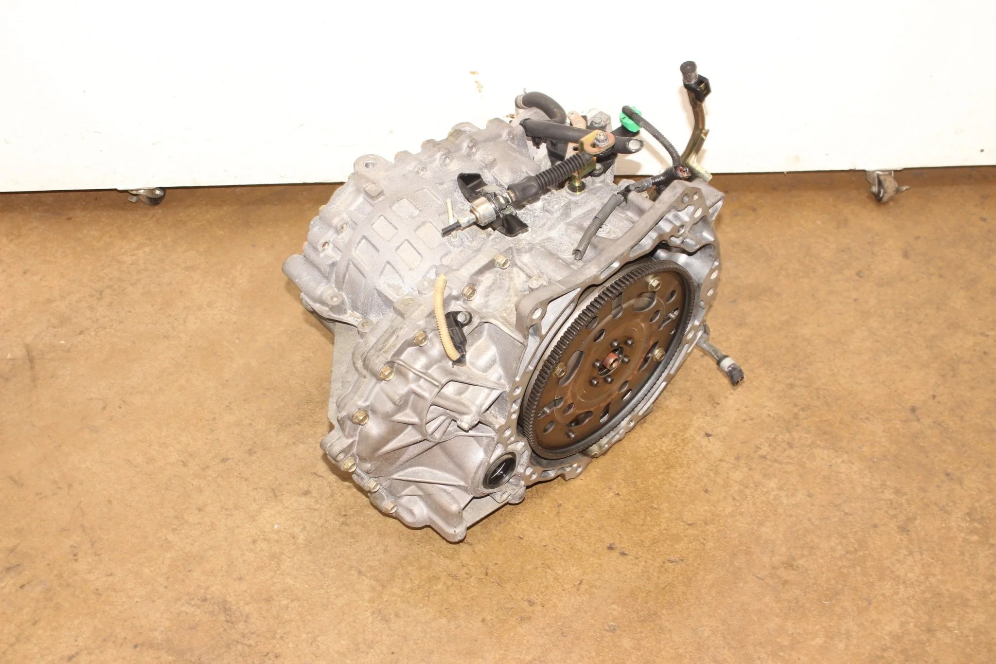 2013-2014 Nissan NV200 Automatic JDM Transmission MR20 2.0L 4 Cylinders - Image 10