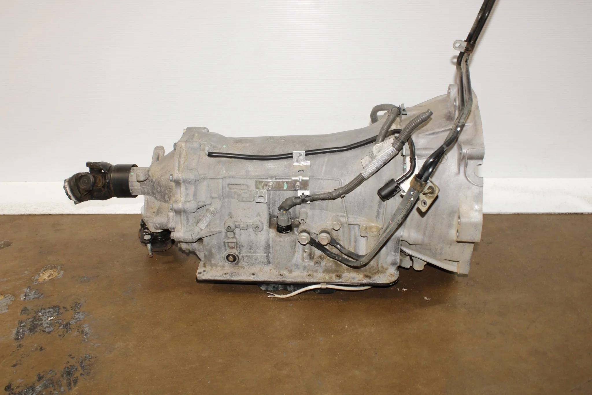2014 2015 Infiniti Q50 3.7L Auto RWD Transmission JDM VQ37 4X2 - Image 6