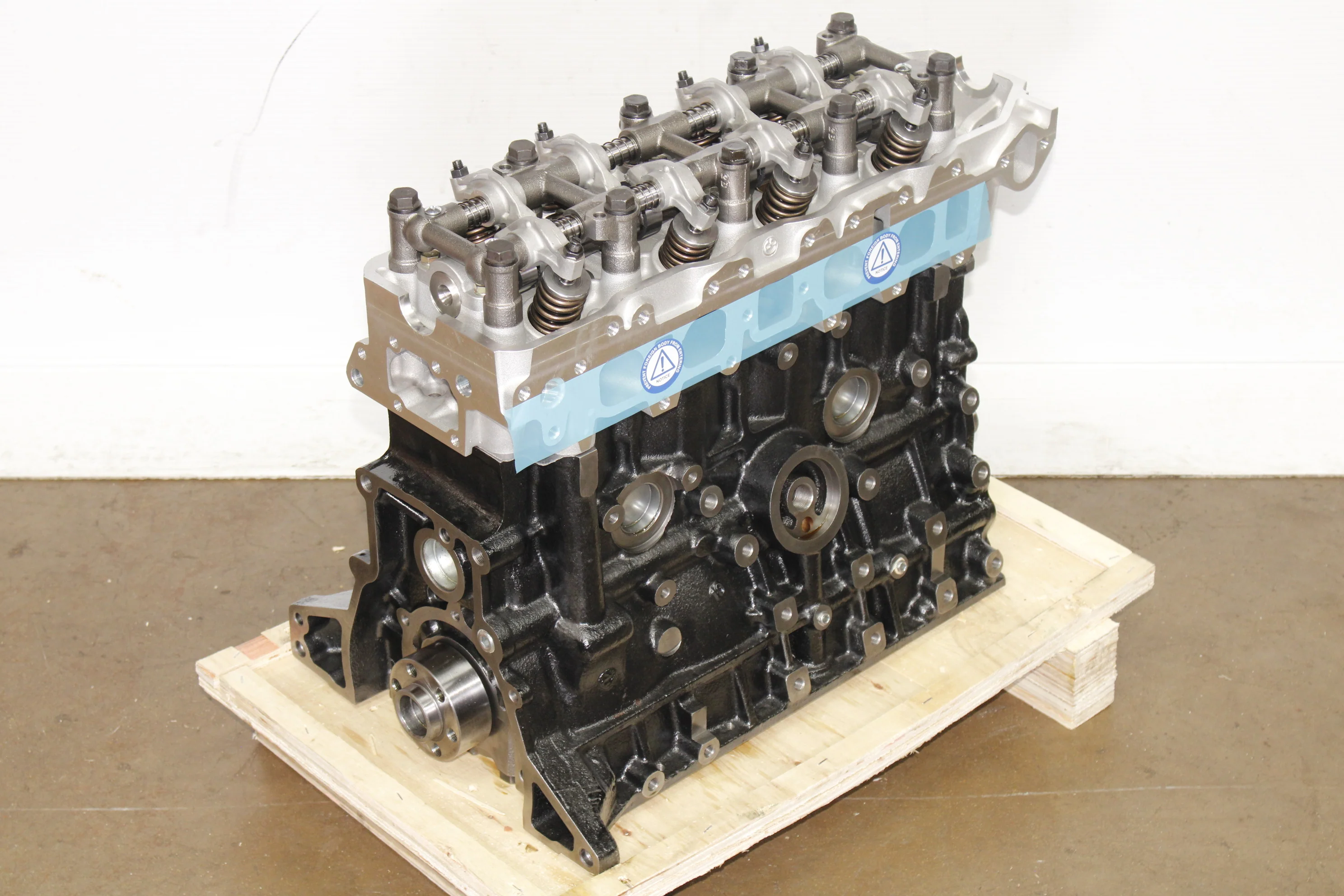 Brand New 1985 1995 Toyota 4Runner 2.4L Engine 22R-E 4-Cylinder Motor - Image 4
