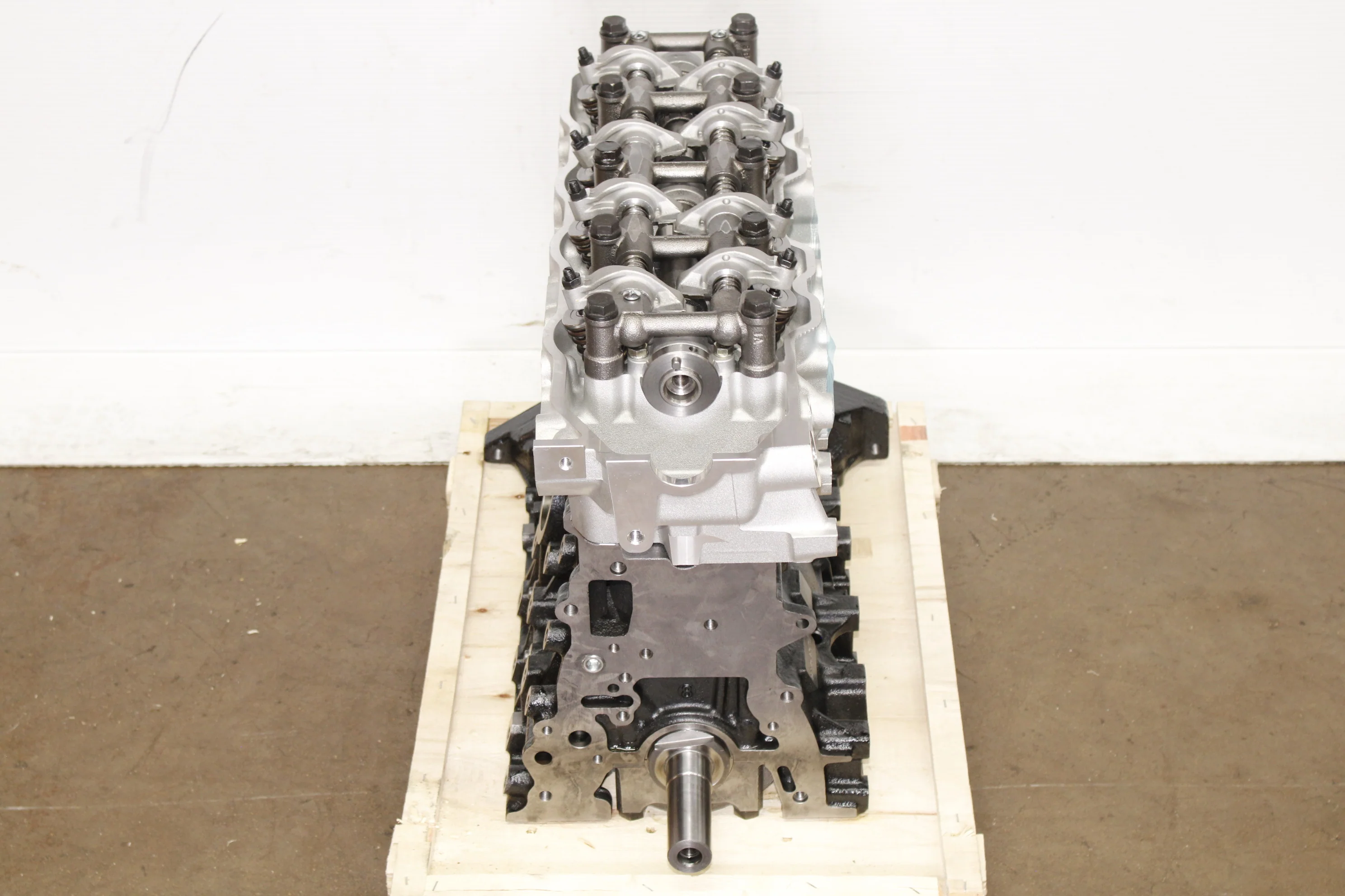 Brand New 1985 1995 Toyota 4Runner 2.4L Engine 22R-E 4-Cylinder Motor - Image 7