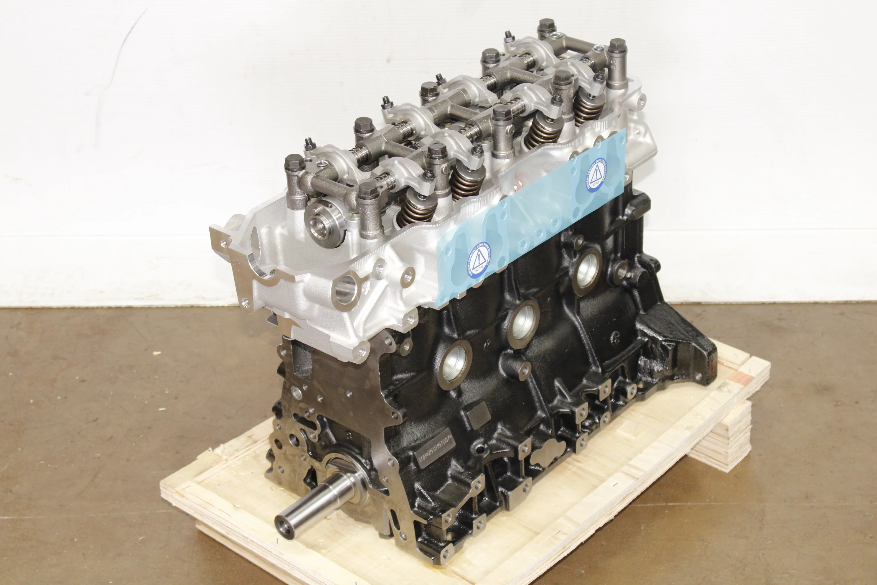 Brand New 1985 1995 Toyota 4Runner 2.4L Engine 22R-E 4-Cylinder Motor - Image 8